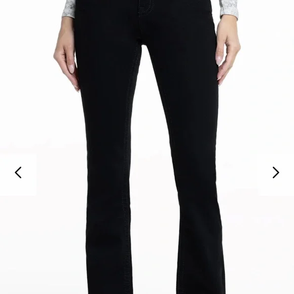 Miss Me -“Angel Wing” black mid-rise bootcut jeans… size 32x32 - Picture 3 of 4